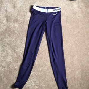 NIKE 💜 Leggings!!!!